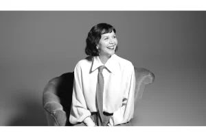 Maggie Gyllenhaal Reveals Newfound Closeness with Brother Jake