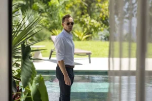 Tom Hiddleston Scores Olivier Nomination Amid Star-Studded Lineup