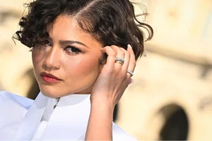 Zendaya Sparks Rumors Wearing Wedding Band Amid Tom Holland Speculation
